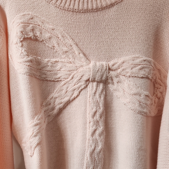 NWT Boutique Sweater with Bow Detail - S - Picture 3 of 7